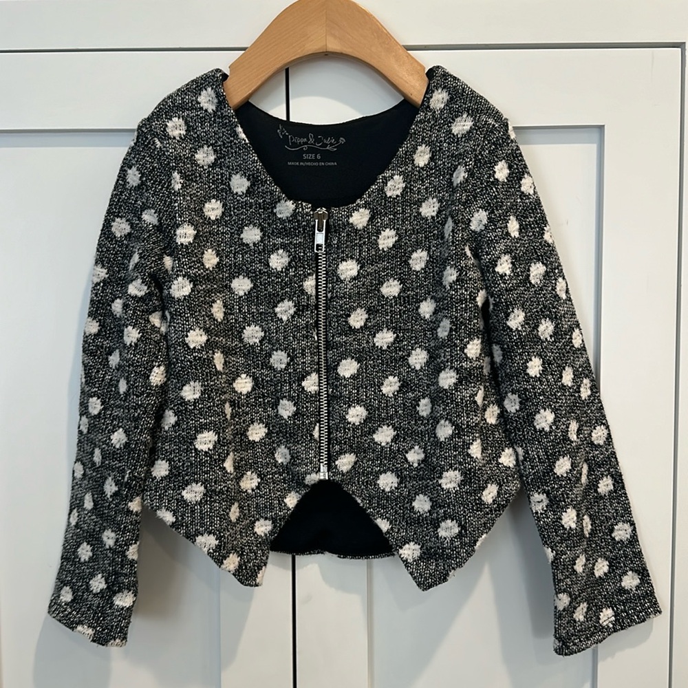 Pippa and Julie size 6 crop sweater jacket.